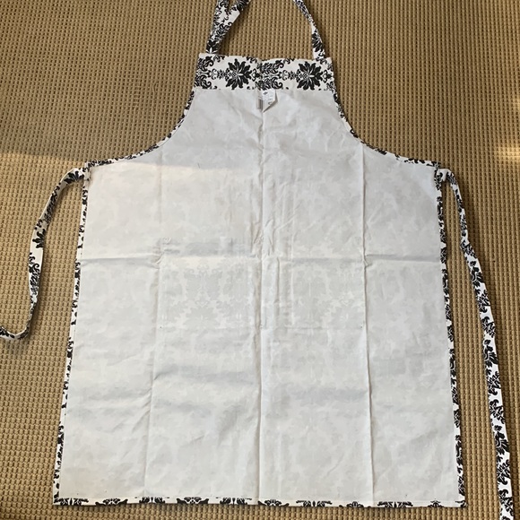 Apron - Picture 8 of 8